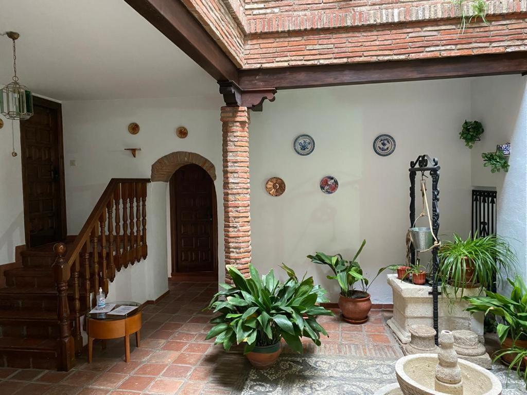 Palacete Magistral Domínguez habitaciones Guadix Exterior foto