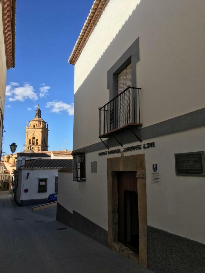 Palacete Magistral Domínguez habitaciones Guadix Exterior foto